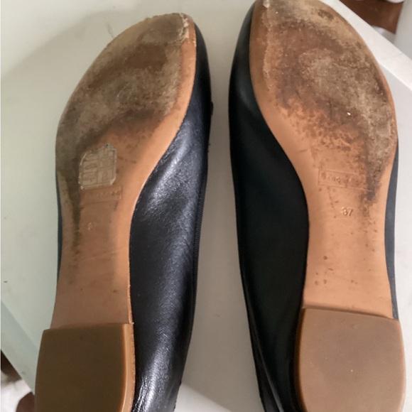 Marc Jacobs Black Flats with Black pyramid studs - Picture 5 of 5